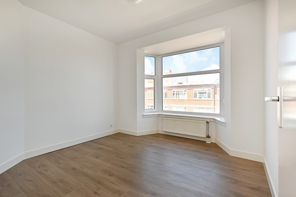 Medium property photo - Velpsestraat 52, 2573 SP Den Haag